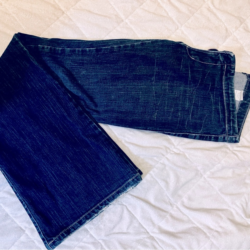 Frankie B enlarge flare jeans. Low rise, Size 4. Vintage. Excellent condition. - Picture 5 of 10
